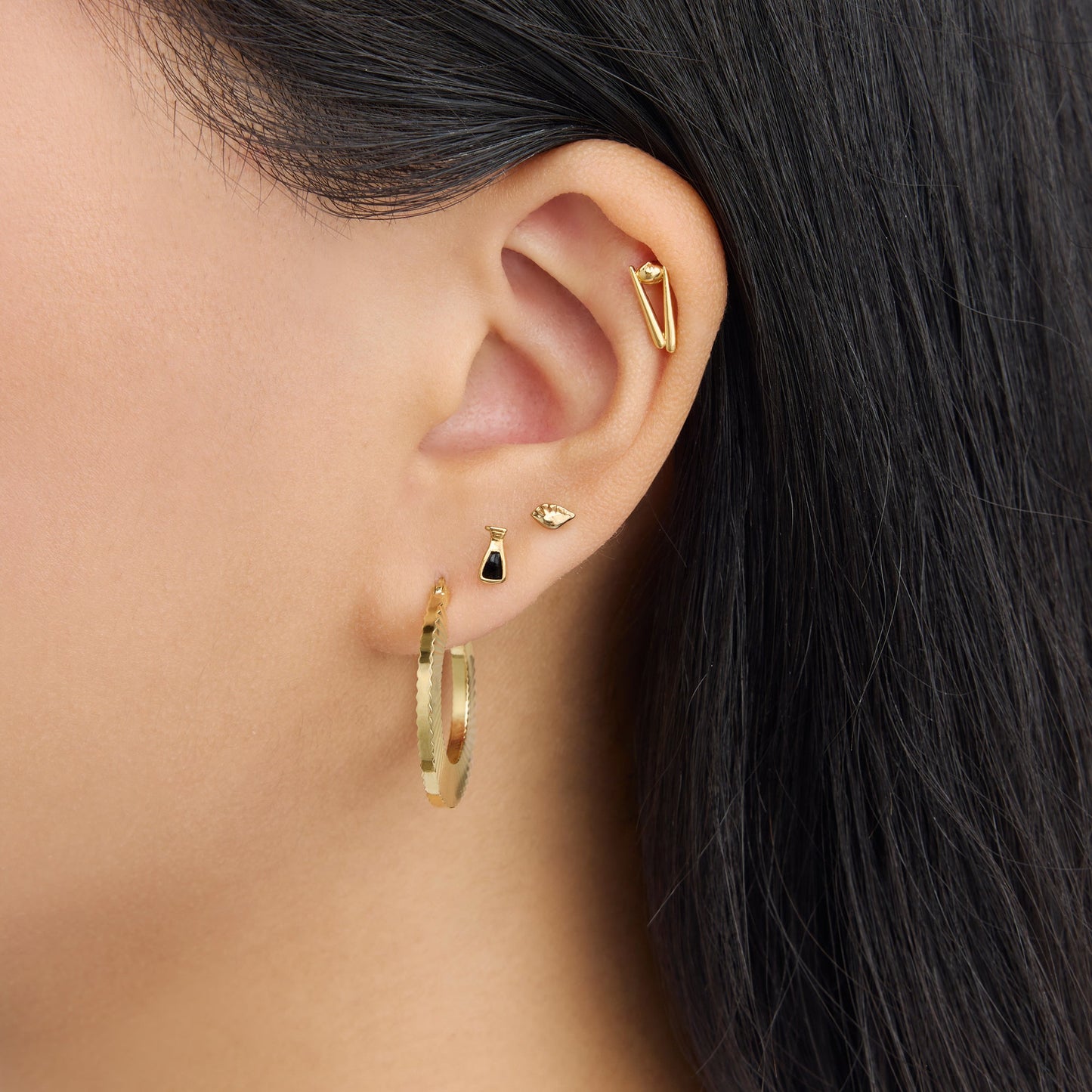 Fluted Crescent Hoop